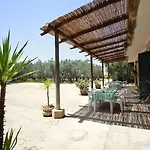 ファームステイ Domus Mea Salento ウジェント